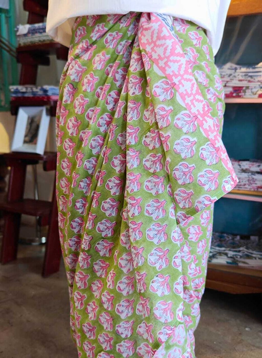 Sarong Green Pink Floral 4