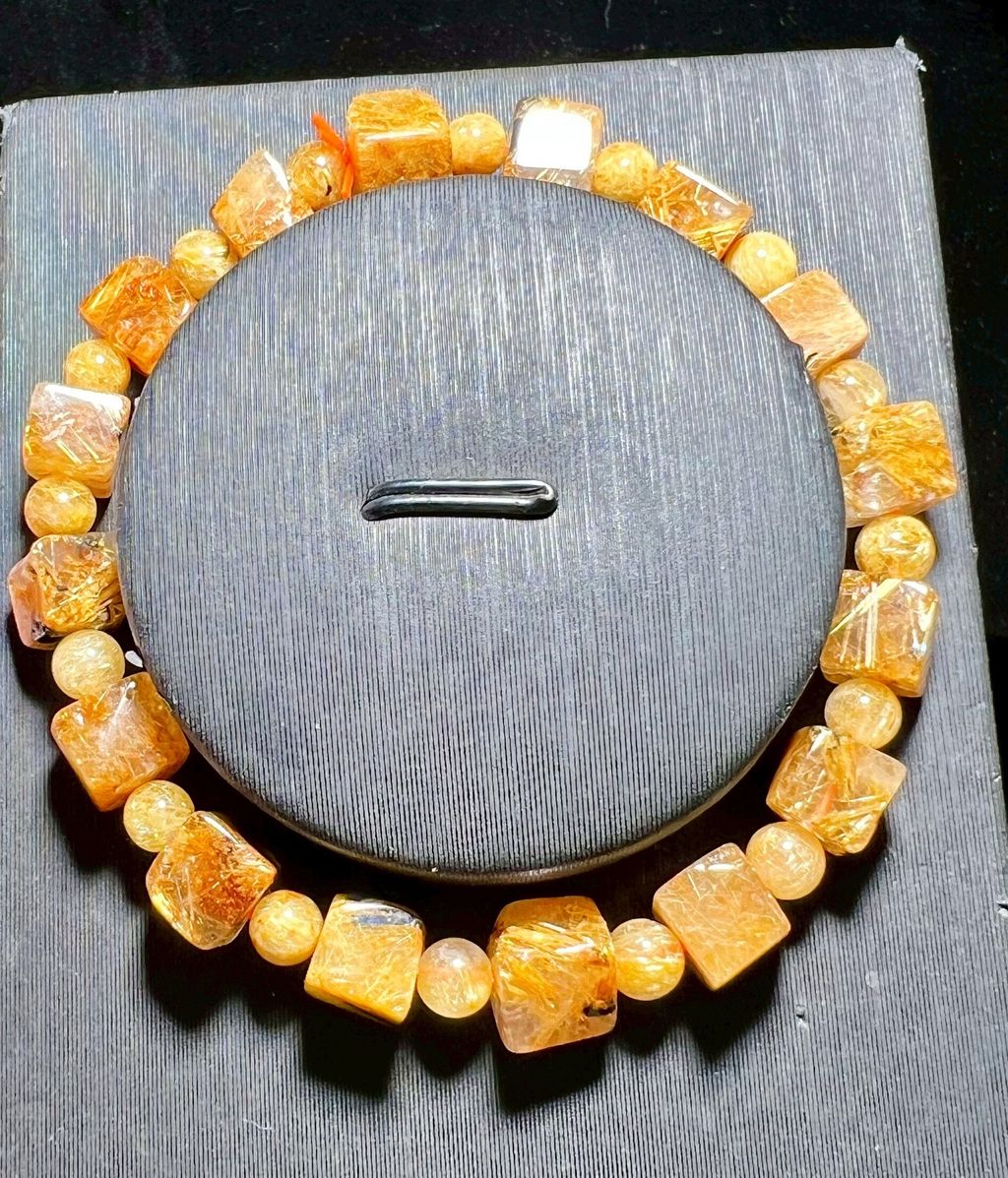 LINE_ALBUM_手珠52_260303_2