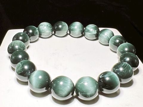 LINE_ALBUM_手珠52_260303_23