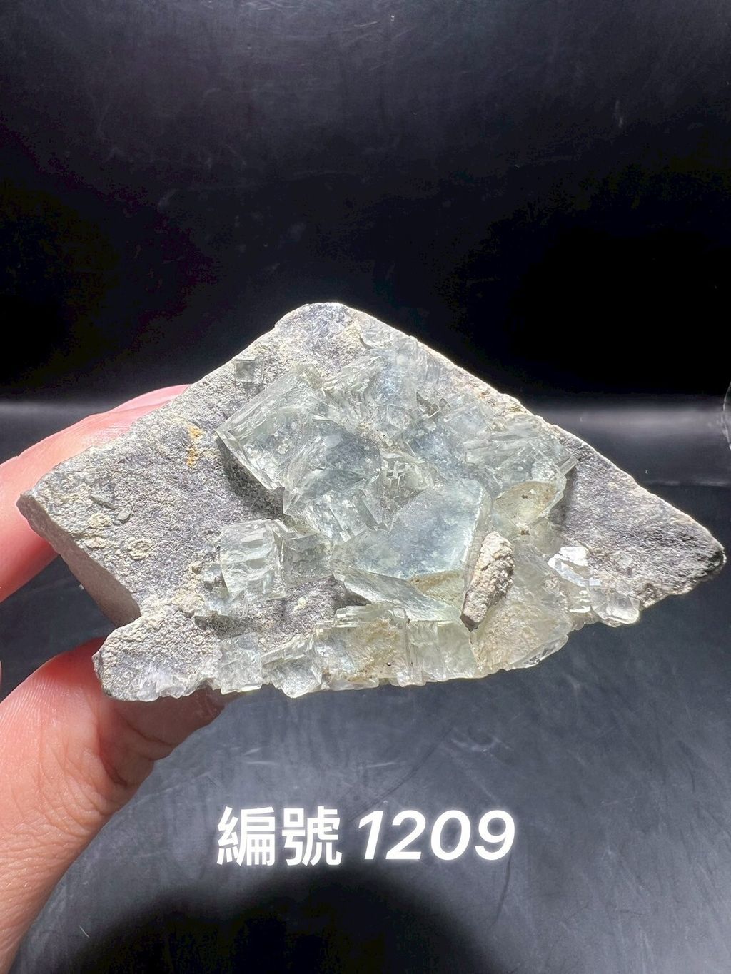 LINE_ALBUM_蝦皮-香花嶺螢石羽毛螢石_250523_6