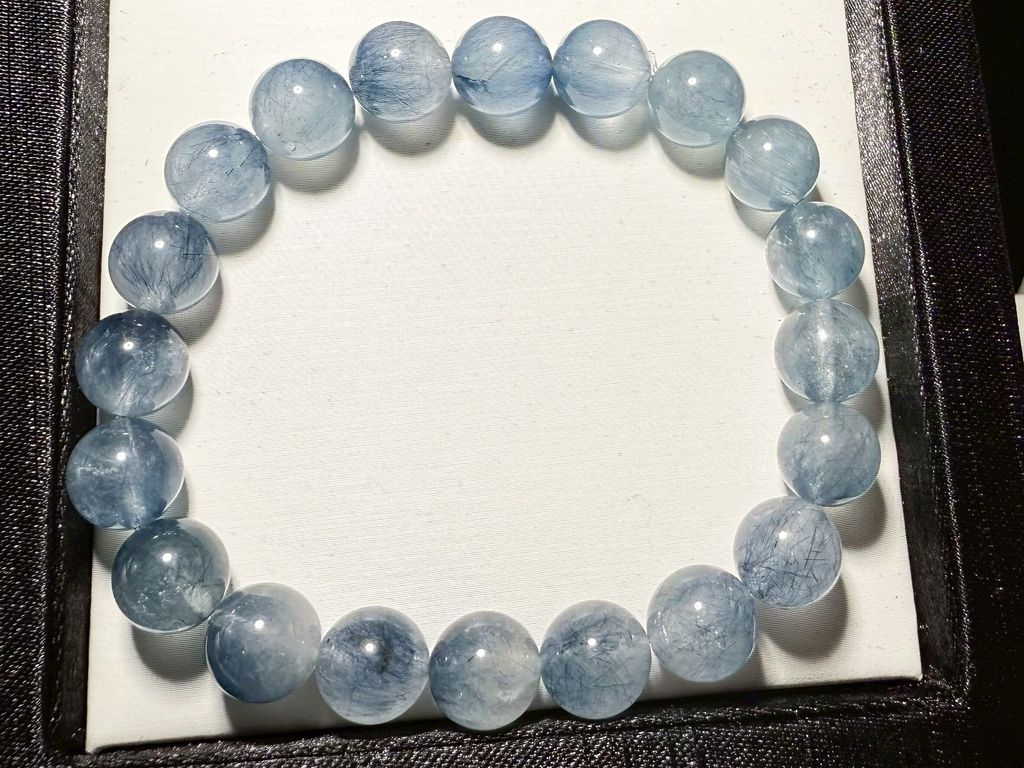 LINE_ALBUM_手珠46_251216_21