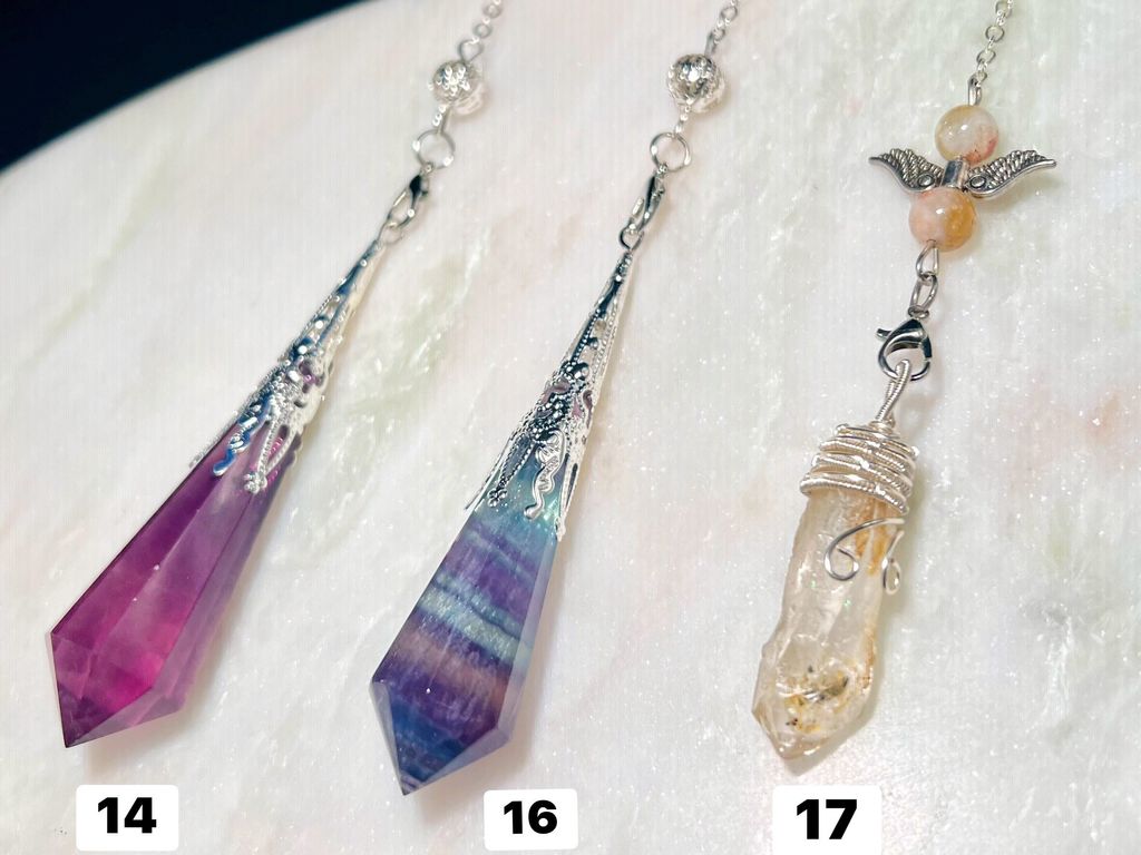 LINE_ALBUM_靈擺_251217_8