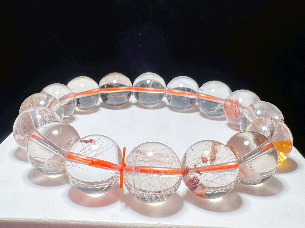 LINE_ALBUM_手珠48_251223_22