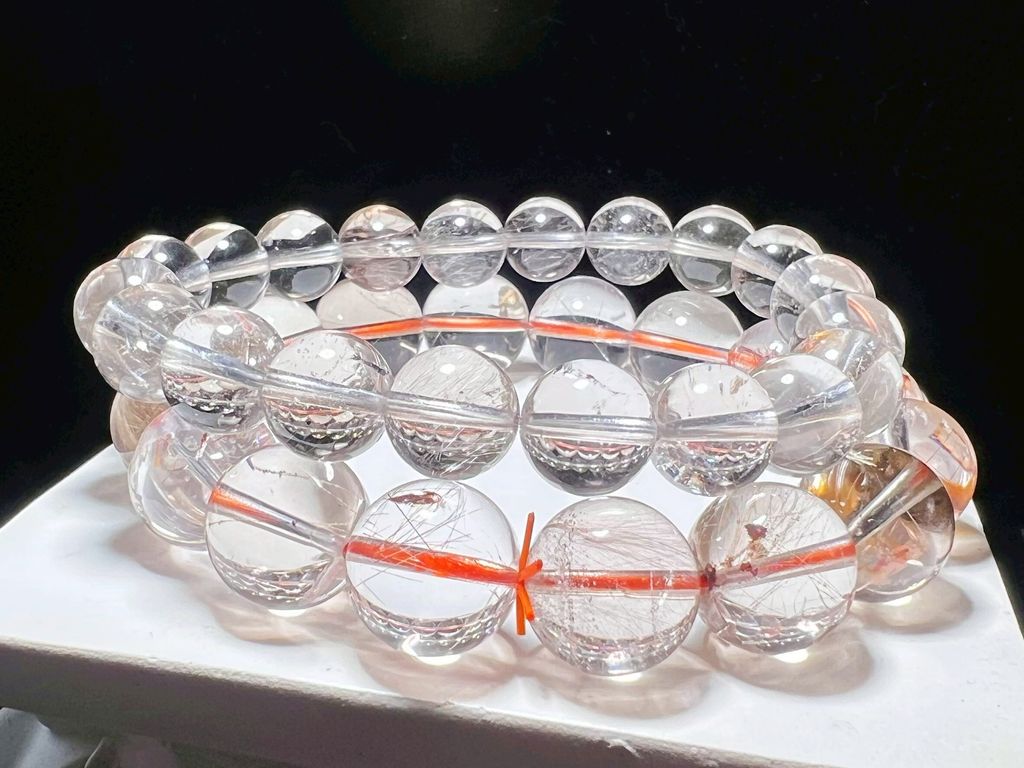 LINE_ALBUM_手珠48_251223_21