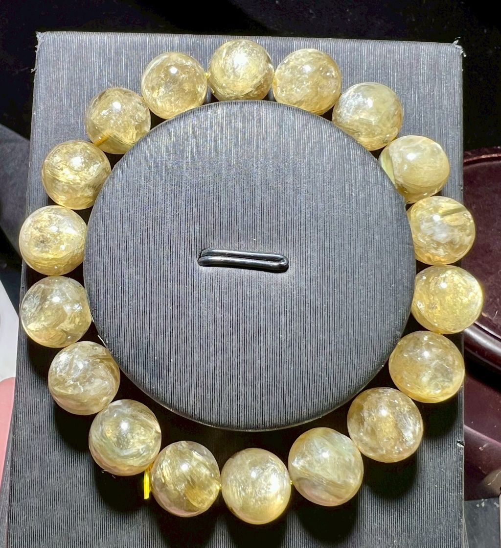 LINE_ALBUM_手珠49_260302_1