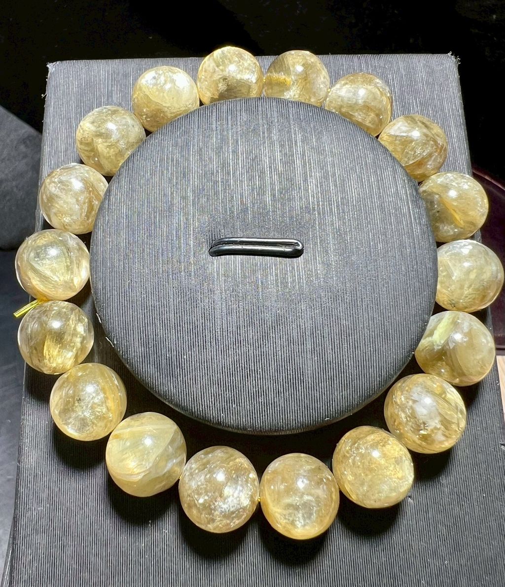 LINE_ALBUM_手珠49_260302_3