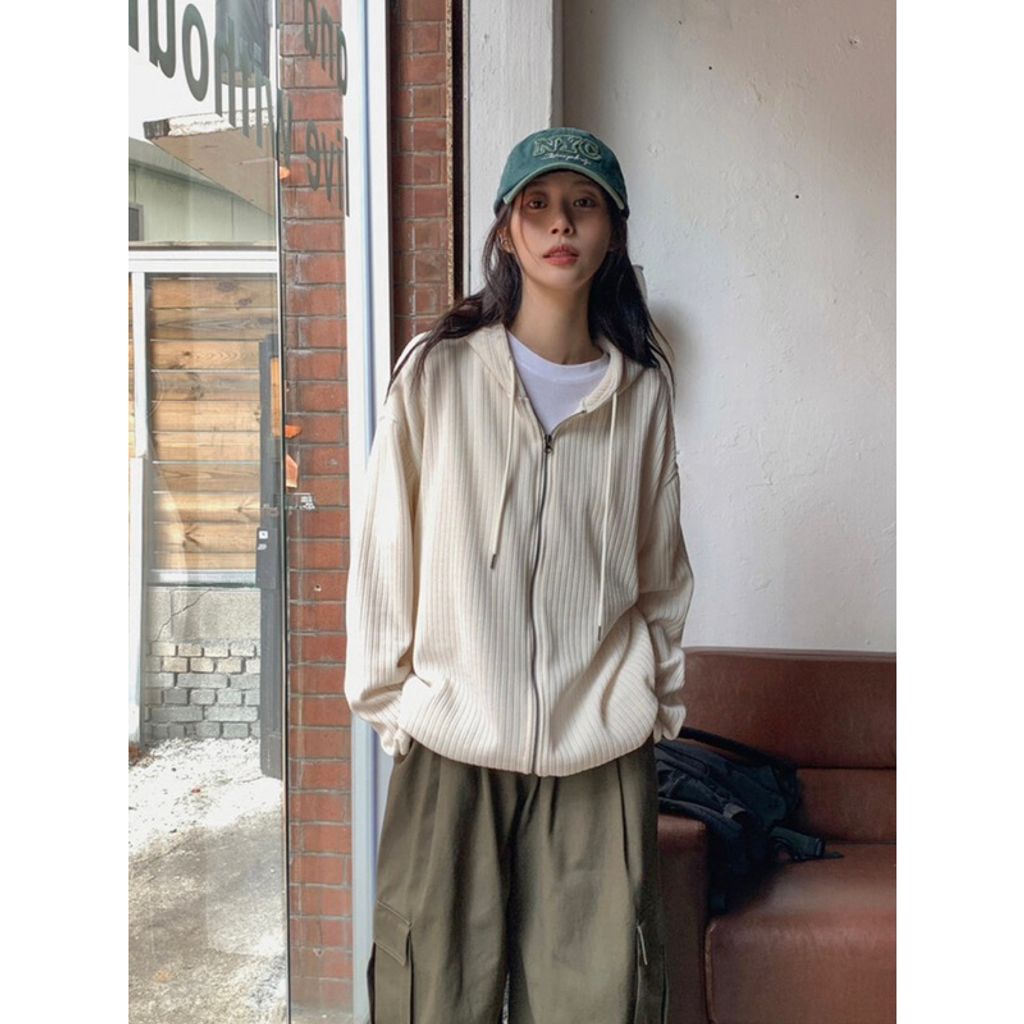 tw-11134207-7r98t-lmocpnw98nff76