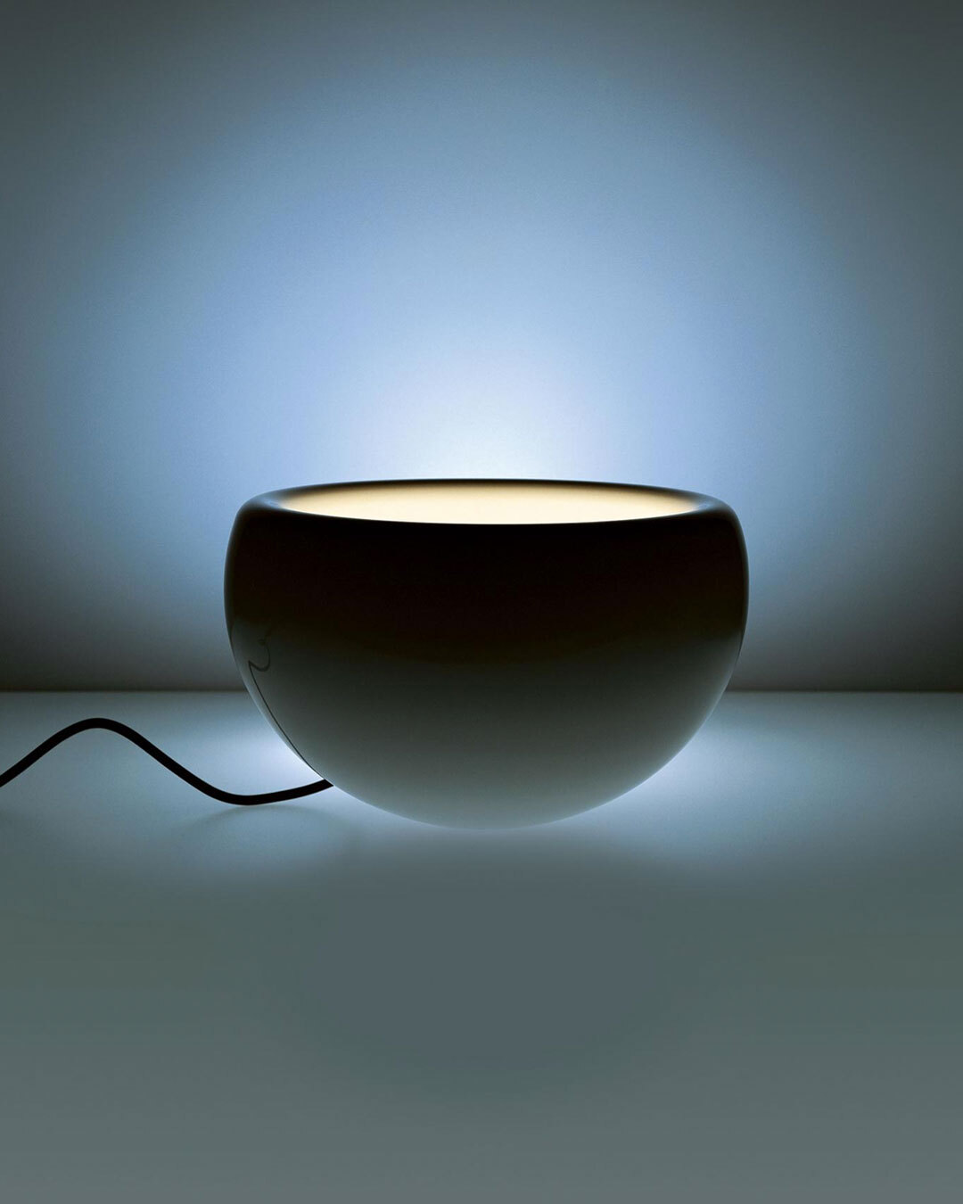 Yamagiwa - Wan Lamp Silver, Design by Naoto Fukasawa 深澤 Yamagiwa - Wan Lamp Silver, Design by Naoto Fukasawa 深澤
