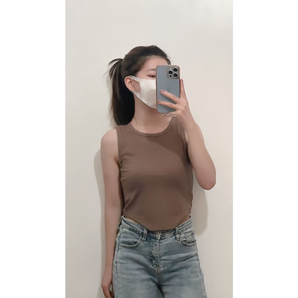 tw-11134207-7qul4-livjjout38acd5