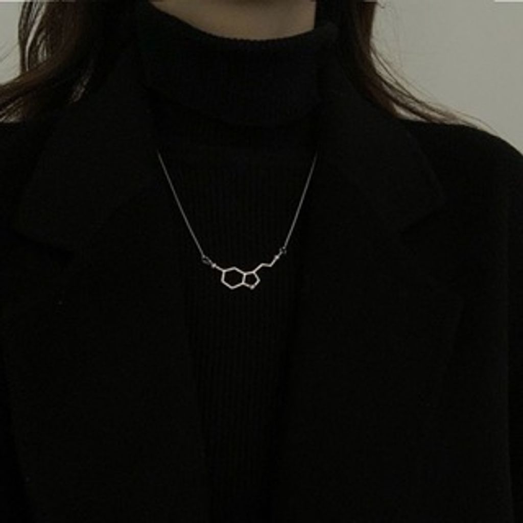 tw-11134207-7r98r-lqluqn9nrv887e_tn