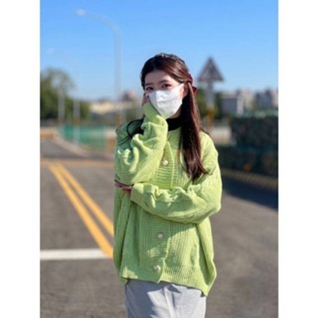 tw-11134207-7r98o-lqrcybcx0j4o4e_tn