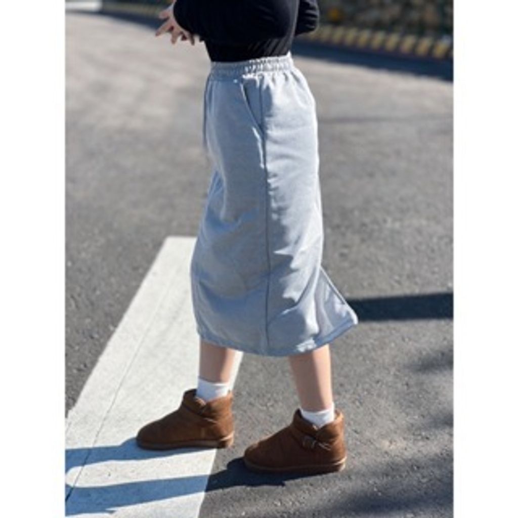 tw-11134207-7r98q-lqrcybcd2r5uc9_tn