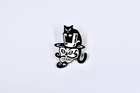 dr-jone-x-perks-2023-lucky-pin (2)