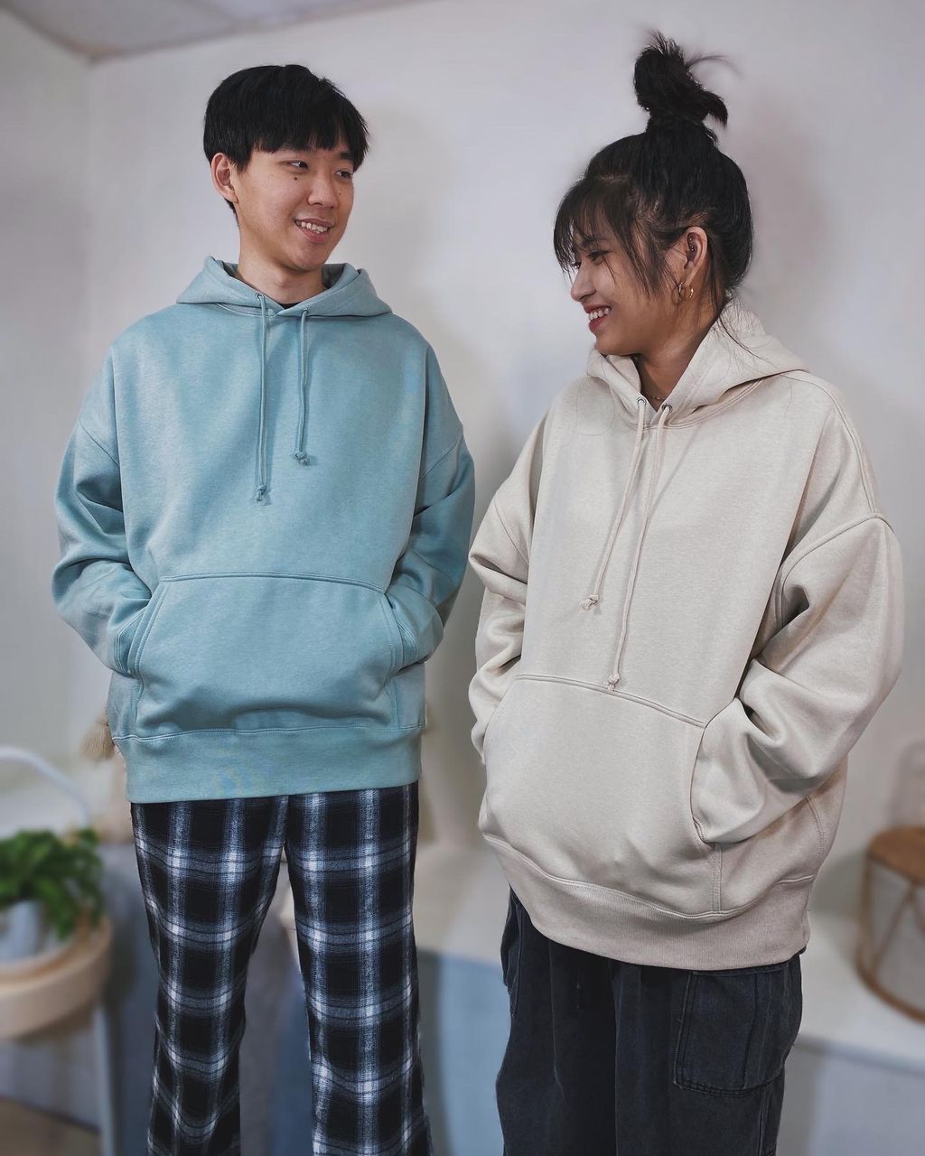 65F93A22-7D20-49AC-9413-BDC119D94521