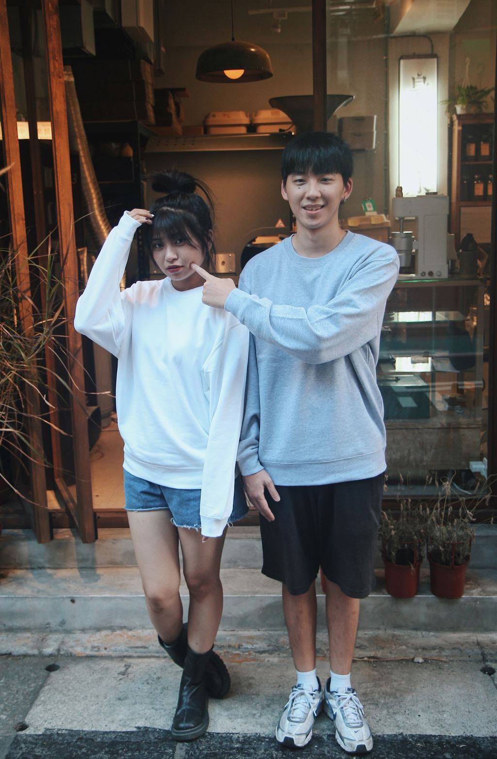 09621B7C-3430-43E5-994D-E562011936D5