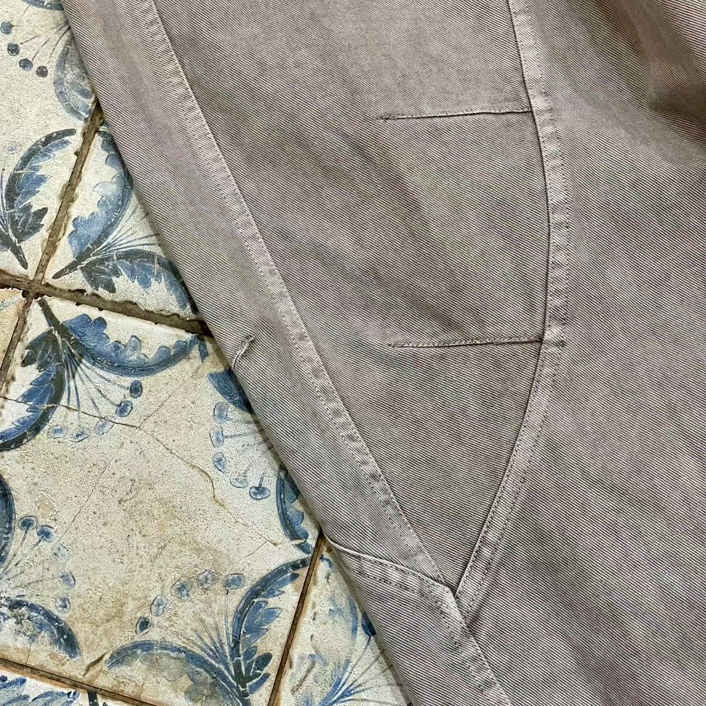 f30946516ec34f0595b37a65ae268352