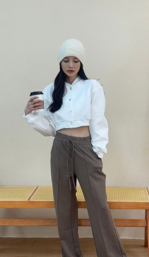 LINE_ALBUM_實穿 未調色_240318_17