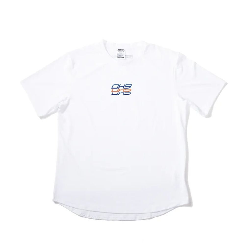 3個OH9漸層短袖白色