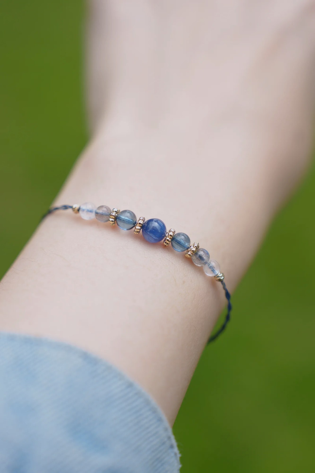 blue-artist-3