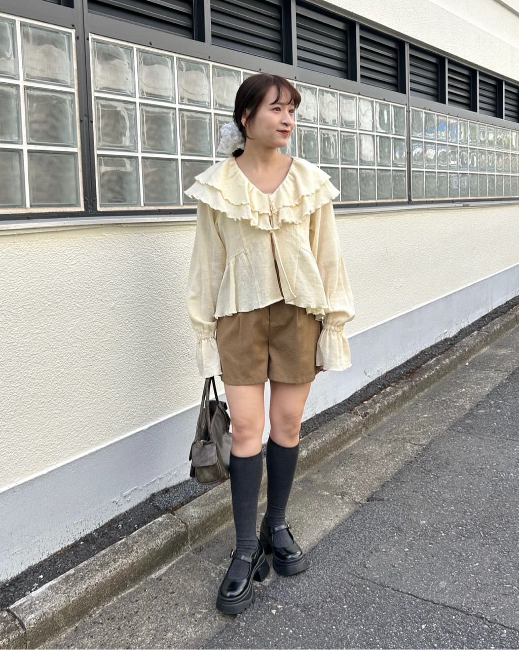 22