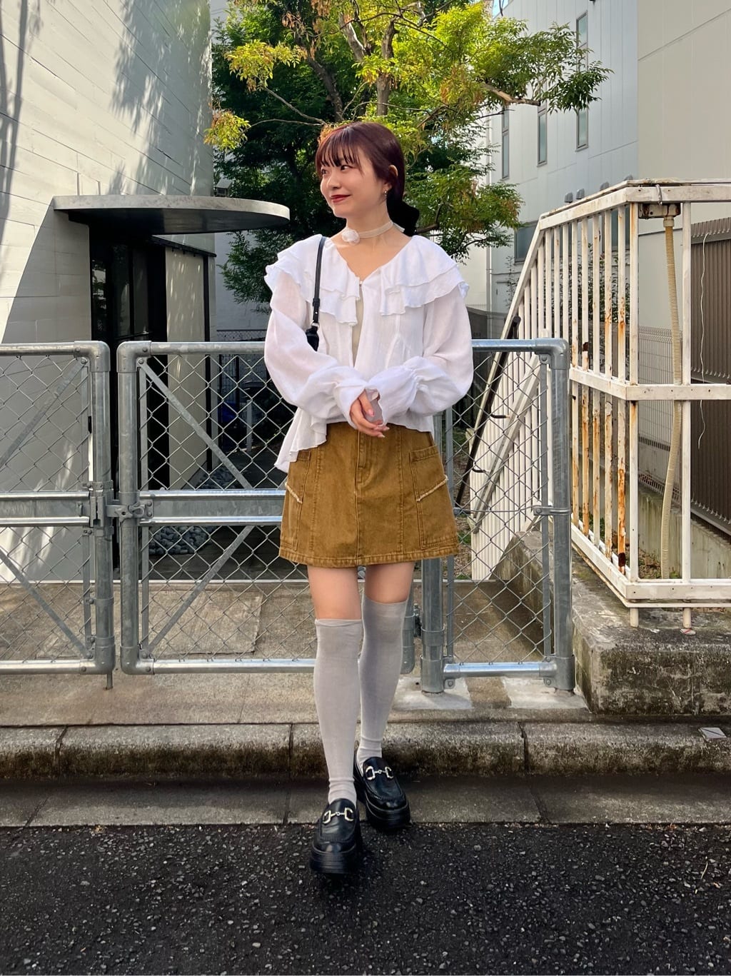 25