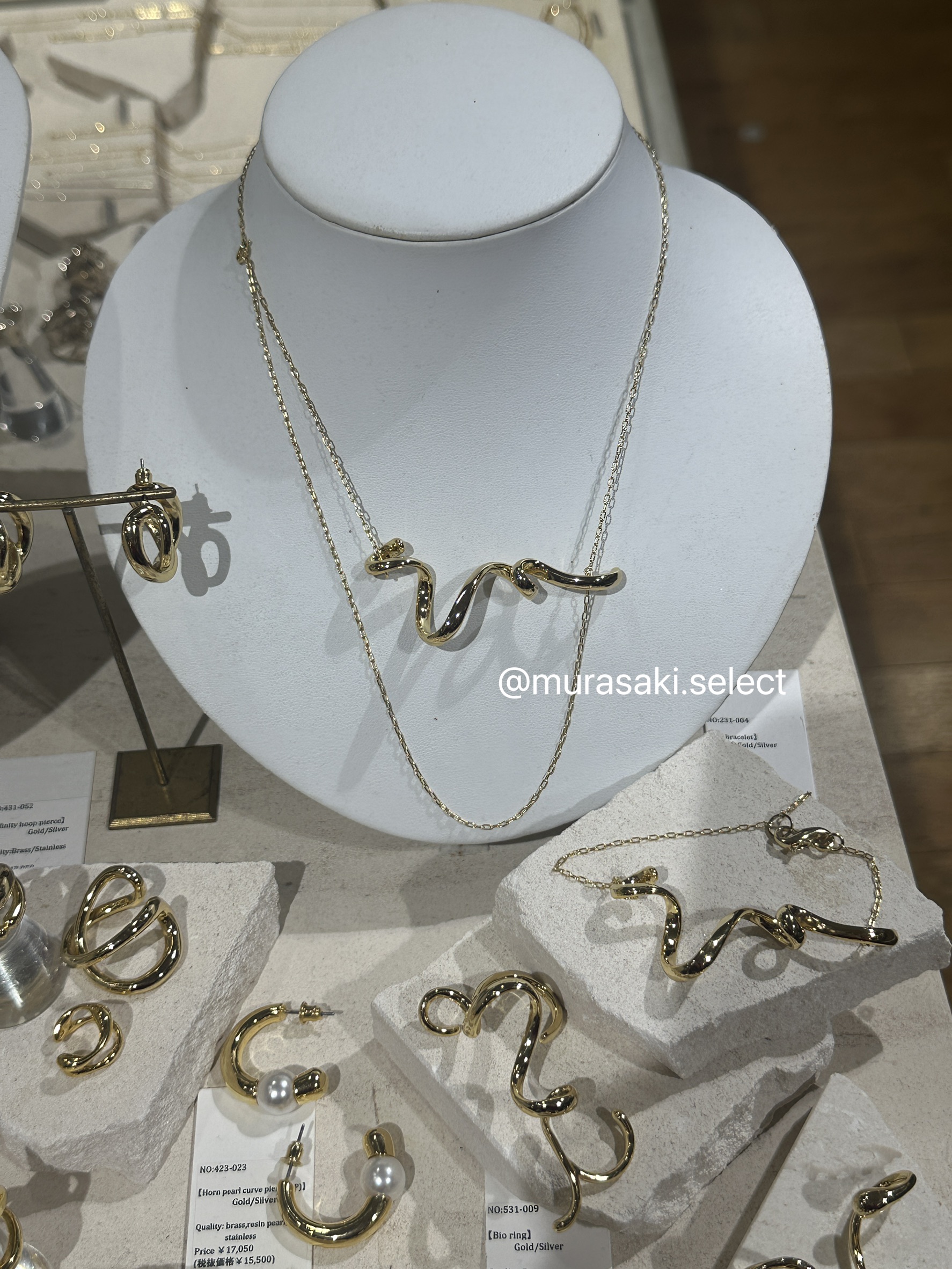 3C676A81-3EBA-4FE5-A73F-2D6852F89904