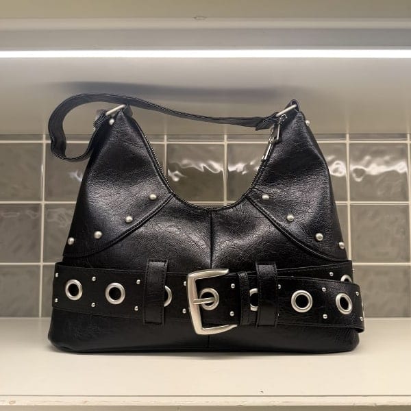 CEF2AA6A-32F8-46C2-91EA-50A7ABE1C443