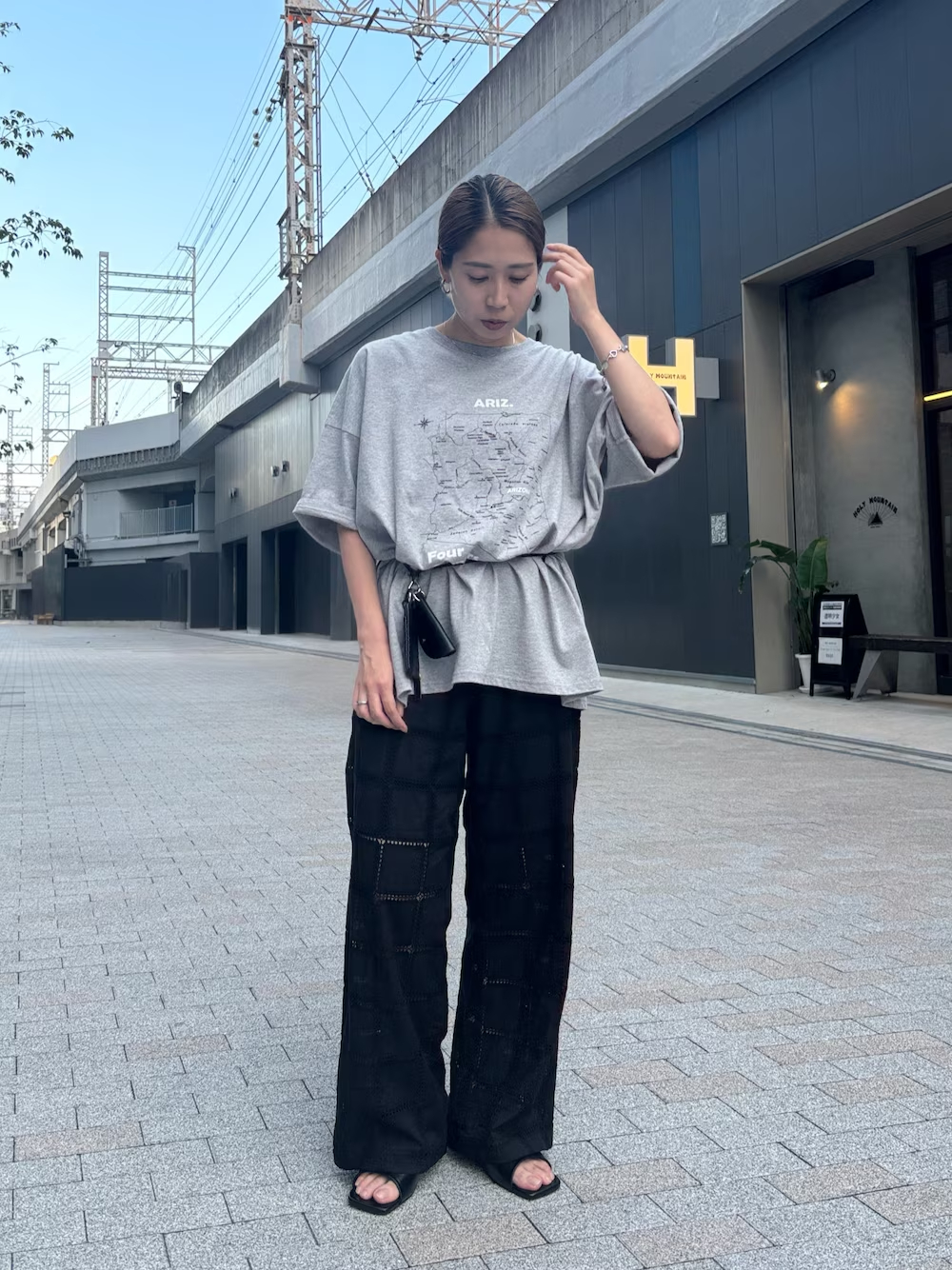 32