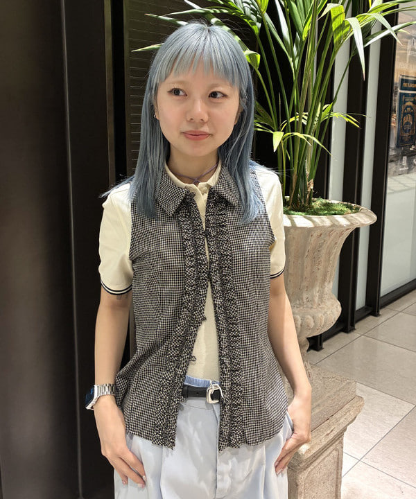 22