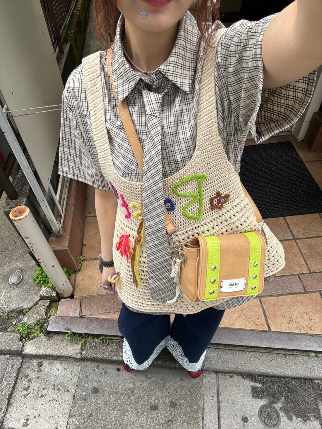１３