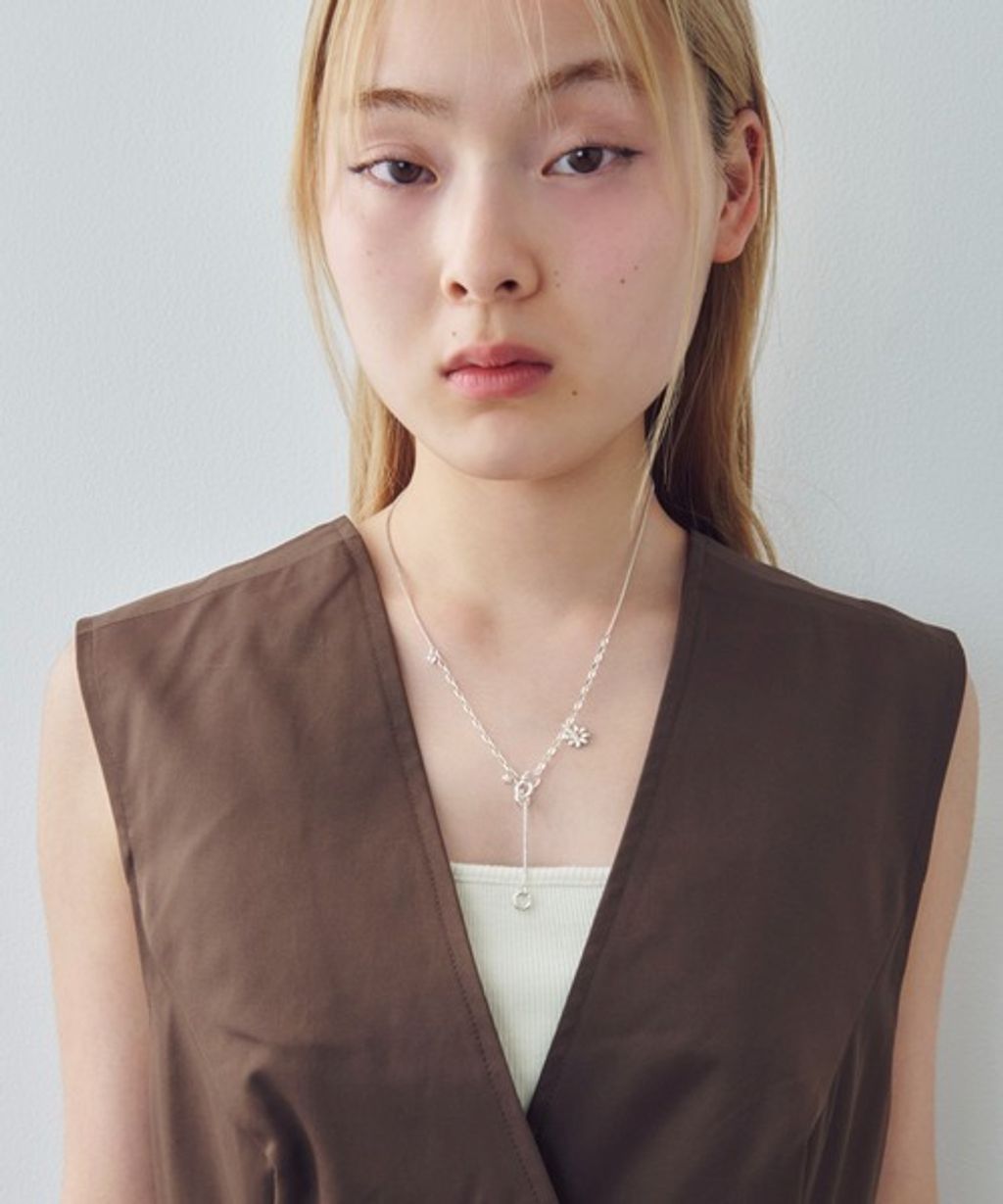 F3C4A72A-EF87-431B-A99D-077500CF8FA4