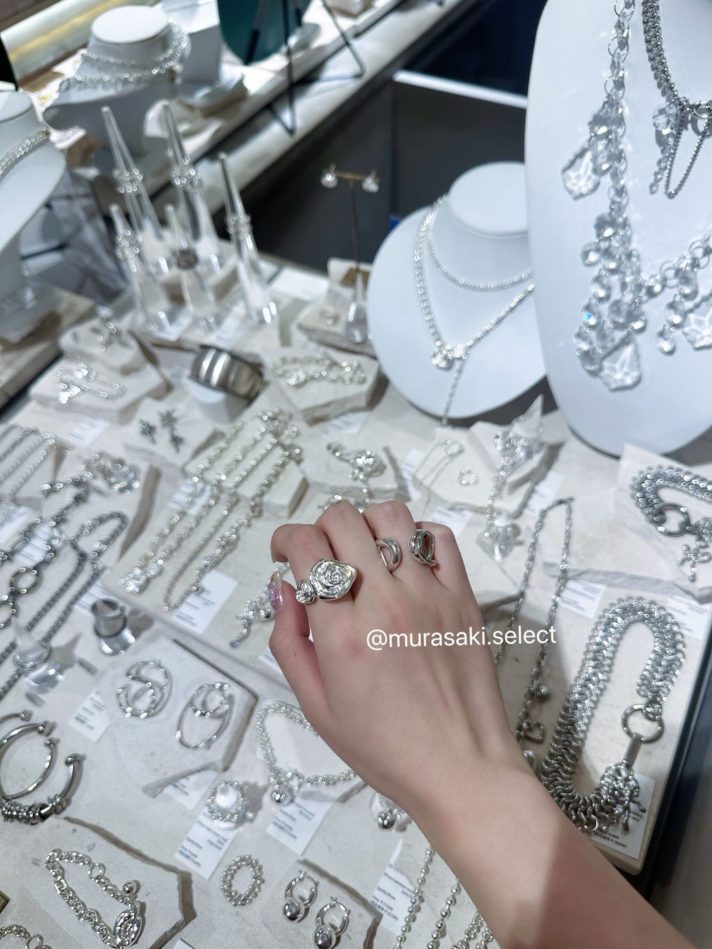 9BE9210D-5828-44CA-AD3D-3E02C24171EB