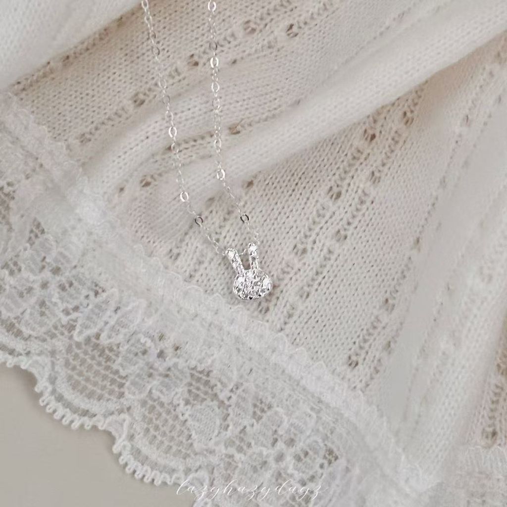 954ad5eeee8877fb2d9d39e9167f8d98