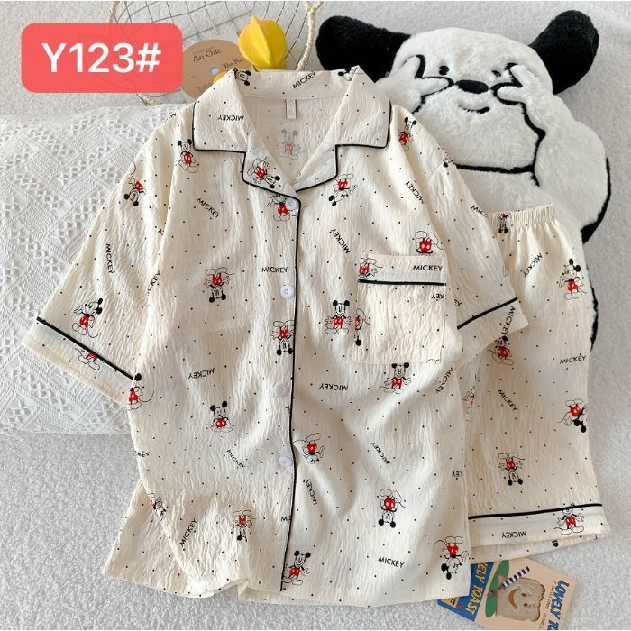 Y123