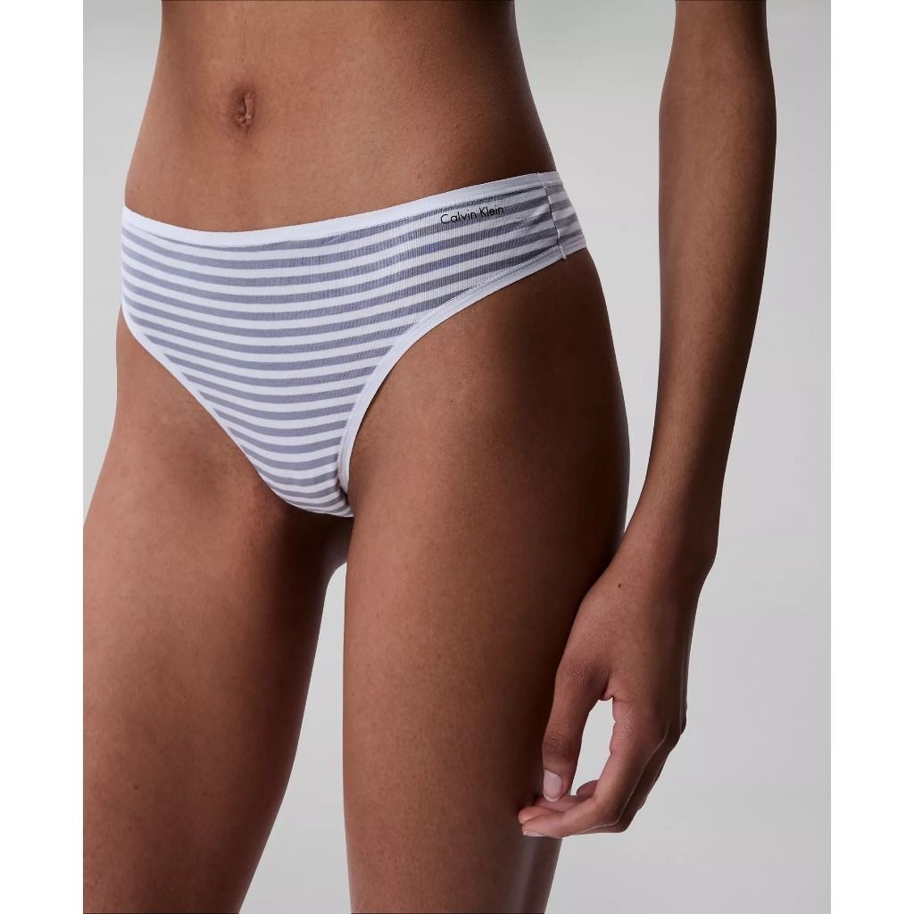 tw-11134207-820l8-mlhkofn12fi93d