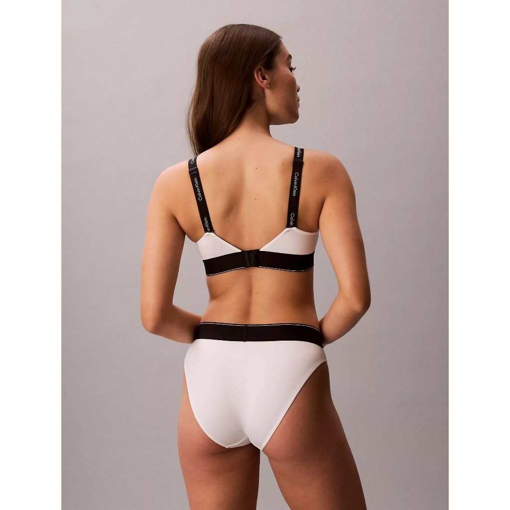 tw-11134207-820l6-mlkbb8461zig8e