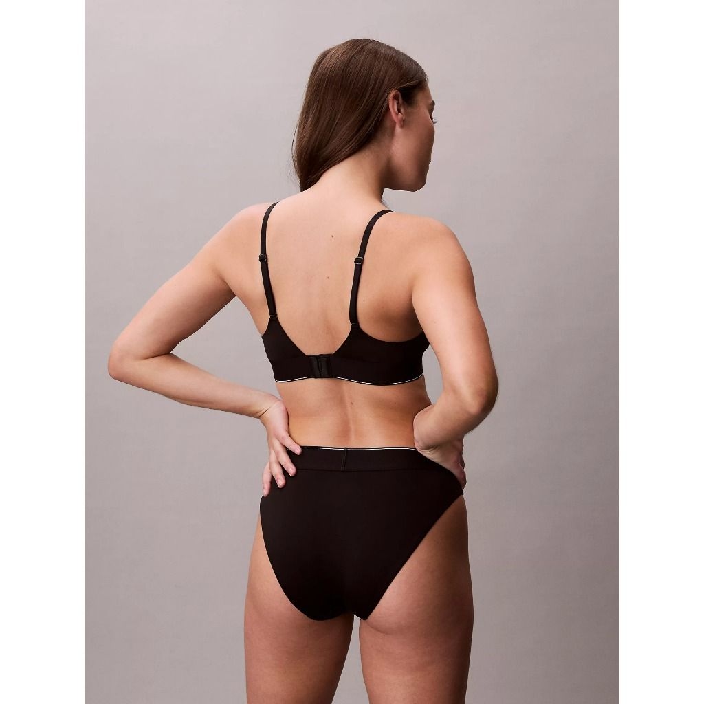 tw-11134207-820lf-mlkbb83z864kbc