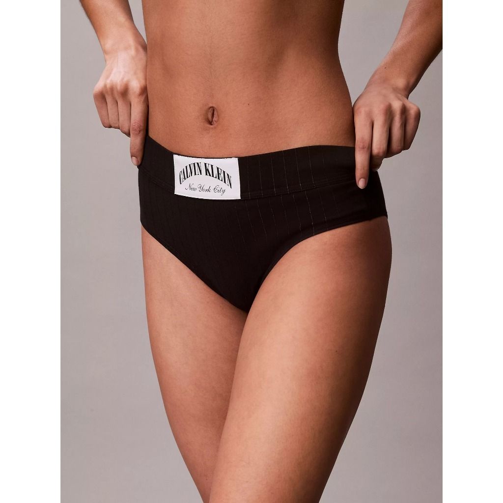 tw-11134207-820l8-mlk75oj30b9d3d