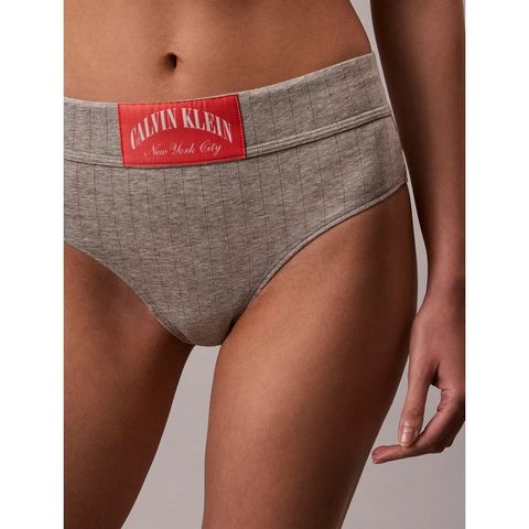 tw-11134207-820l7-mlk75oj31ptwc3