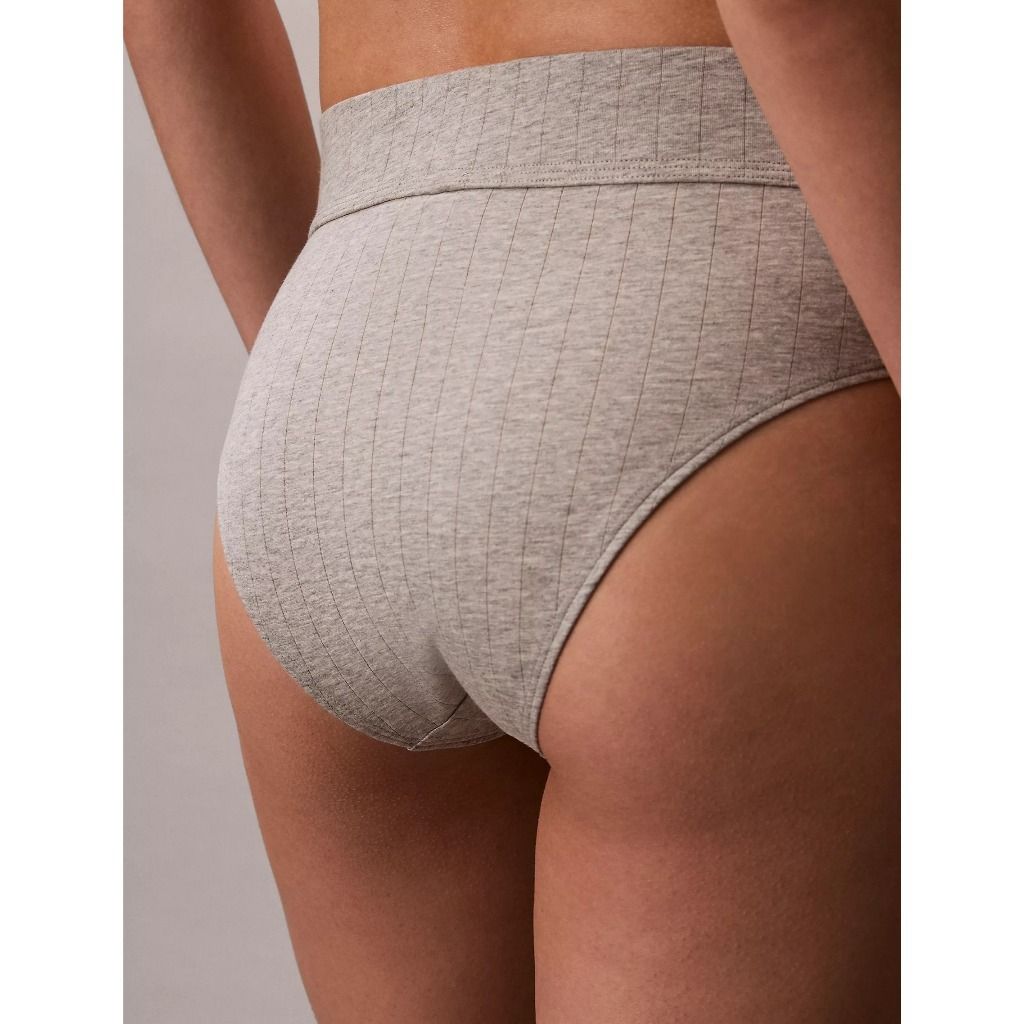 tw-11134207-820lc-mlk75oj64oow5f