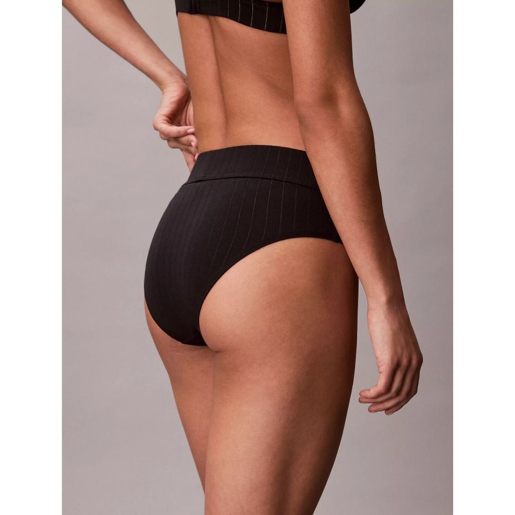 tw-11134207-820l5-mlkbb83z9kp04b