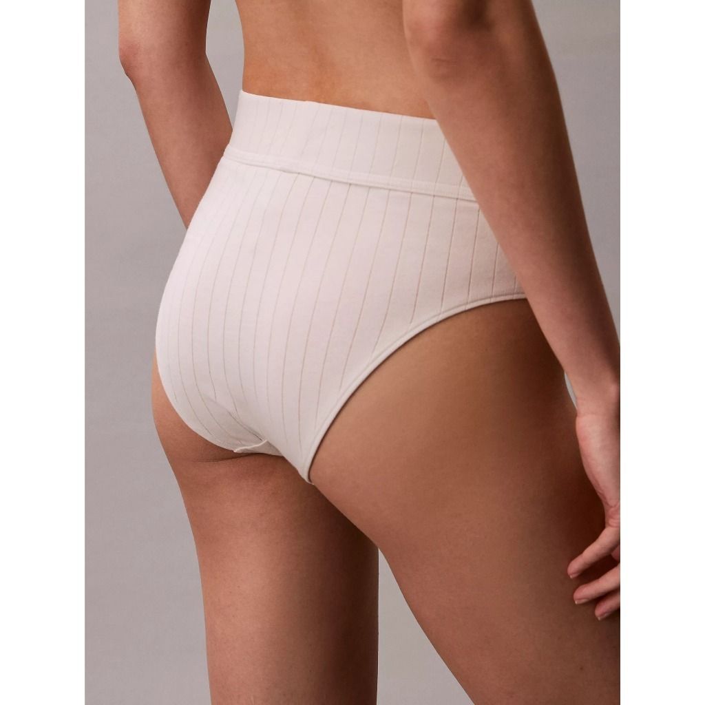 tw-11134207-820la-mlk75oj6ws1uf5