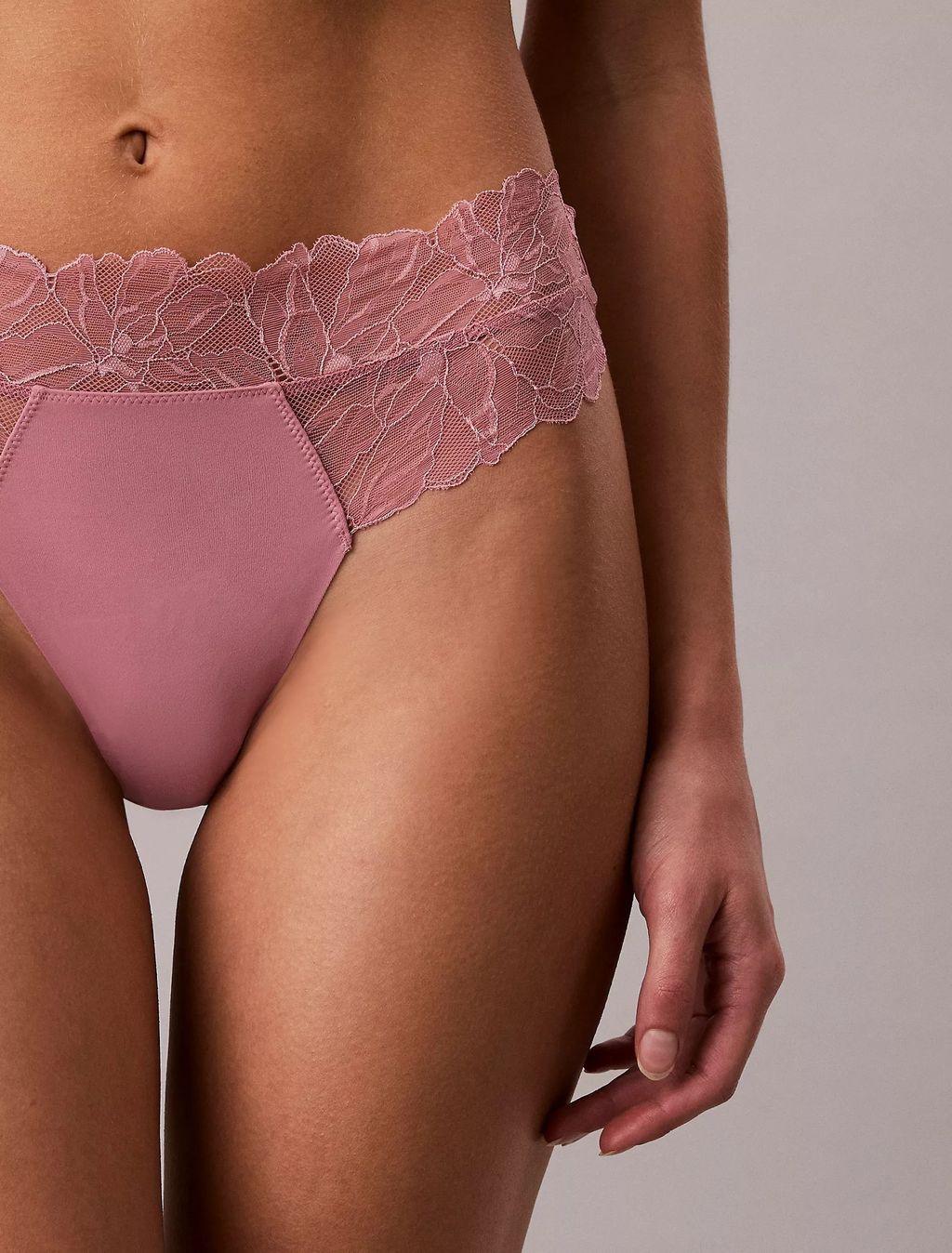 QF8444_41I_alternate3