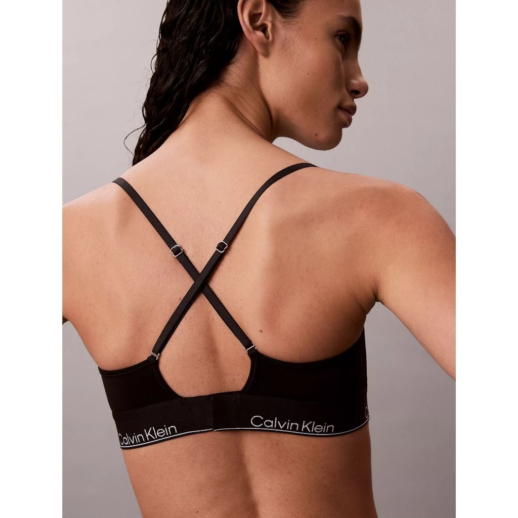 tw-11134207-820le-mlke7yjfg6itb4