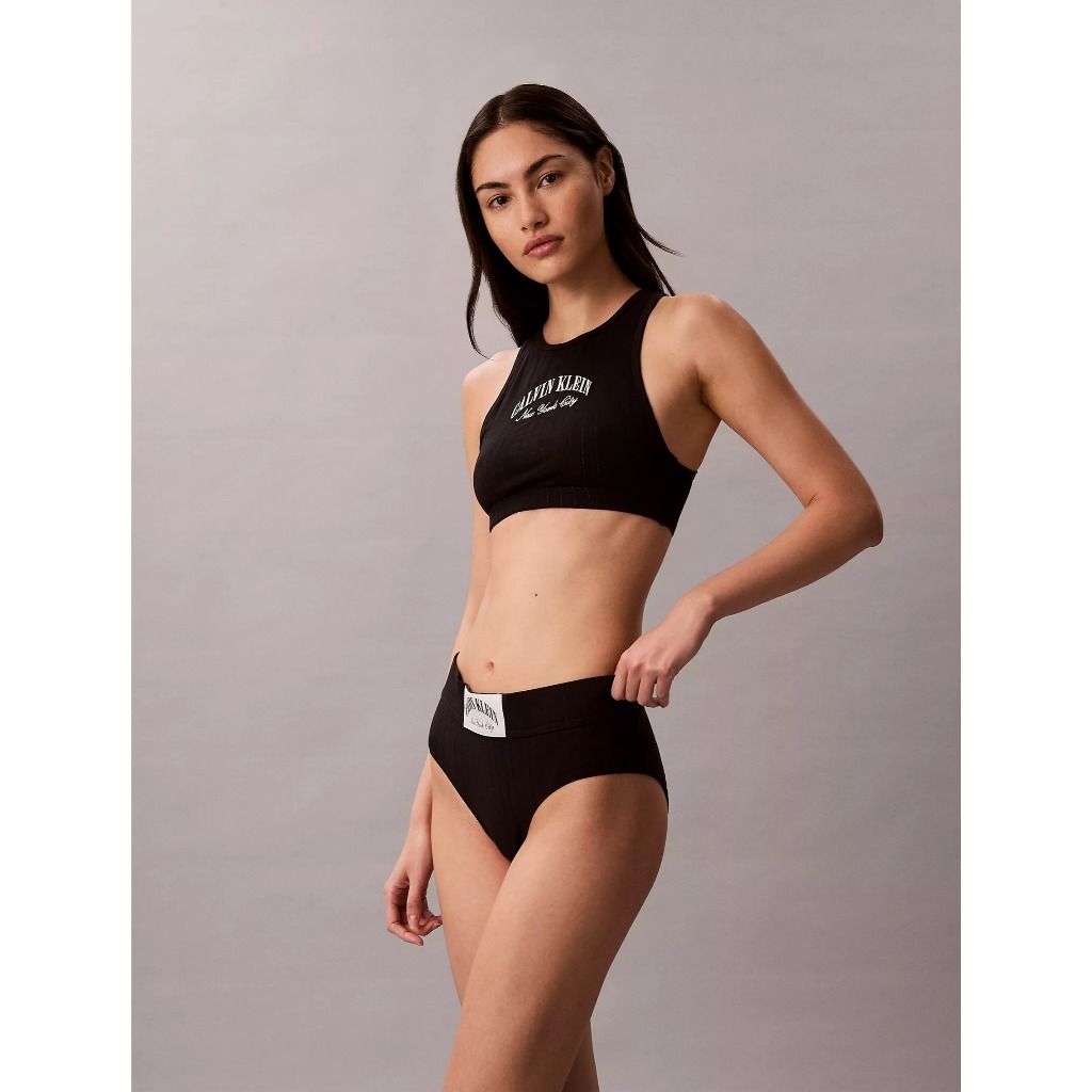 tw-11134207-820la-mluf5v2vs54y83