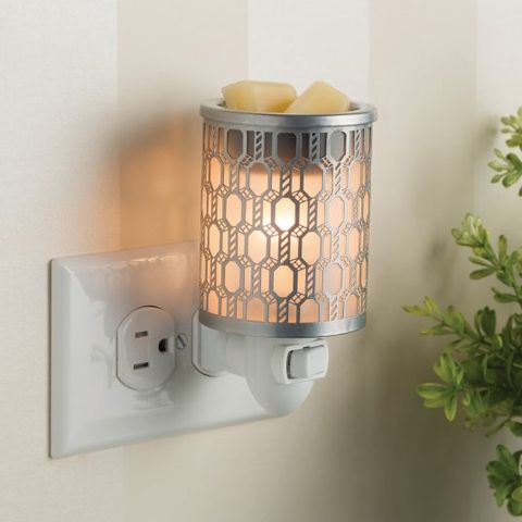 tw-11134207-7qula-limuqa80t5mc5e