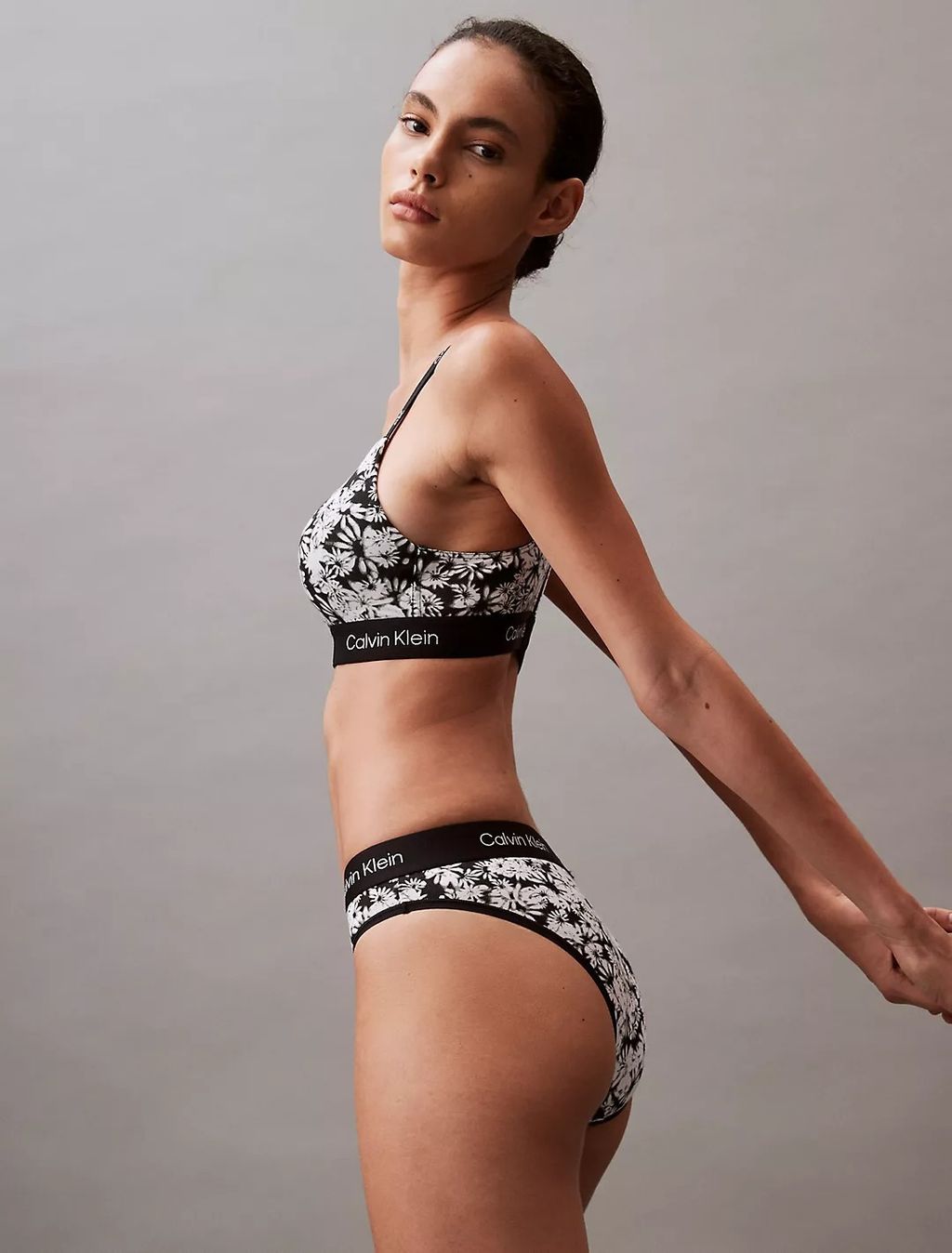 51477222_062_alternate5