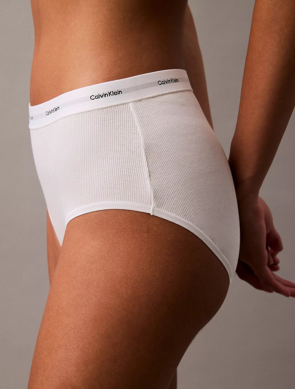 51705267_110_alternate2