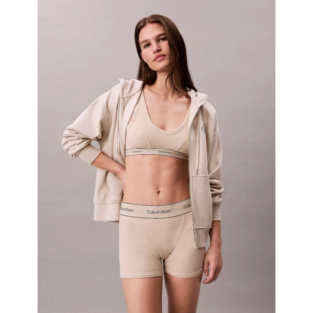 tw-11134207-7ra0u-mdt4l7u05r6v20