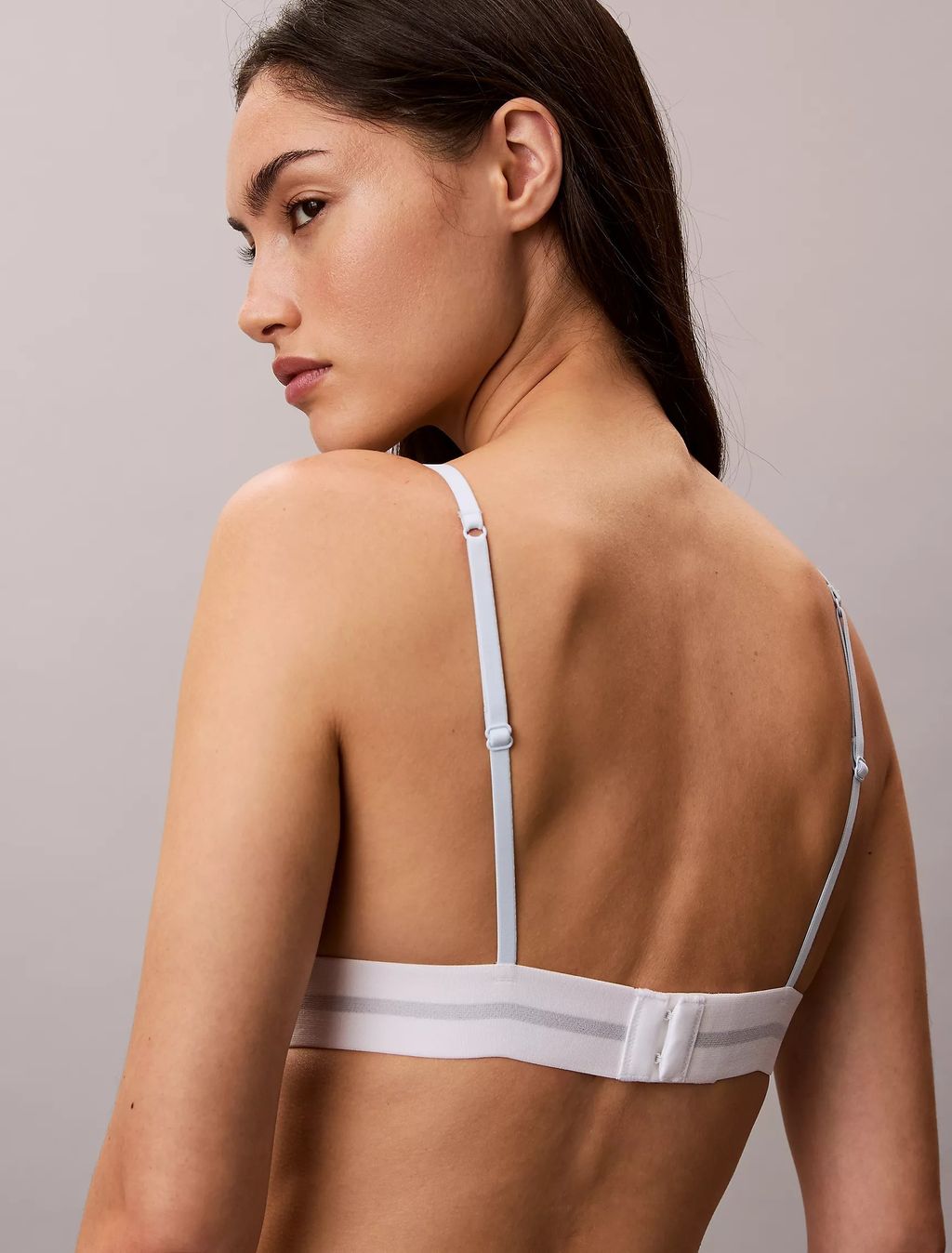 QF8248_ZQW_alternate3